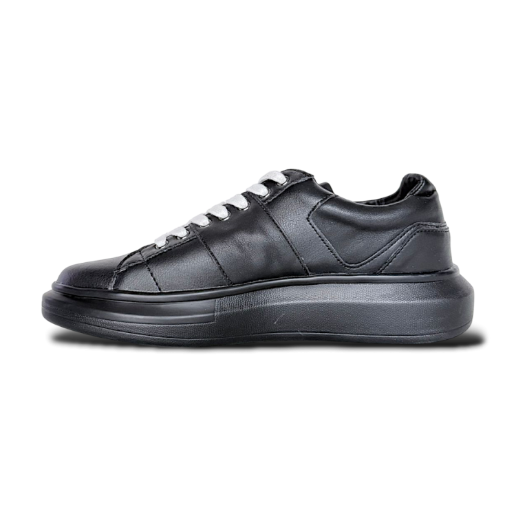 Sneakersy GUESS9 (4).png