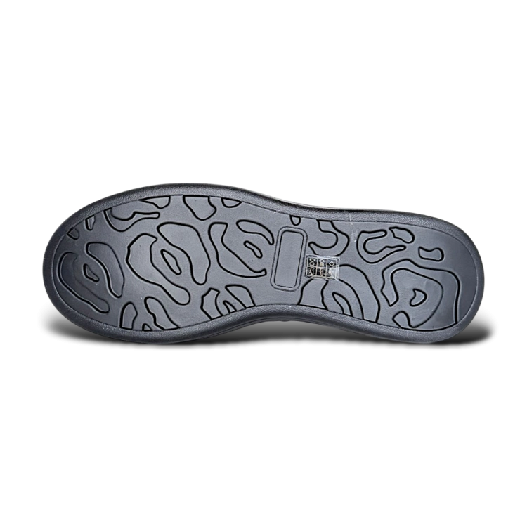 Sneakersy GUESS9 (2).png
