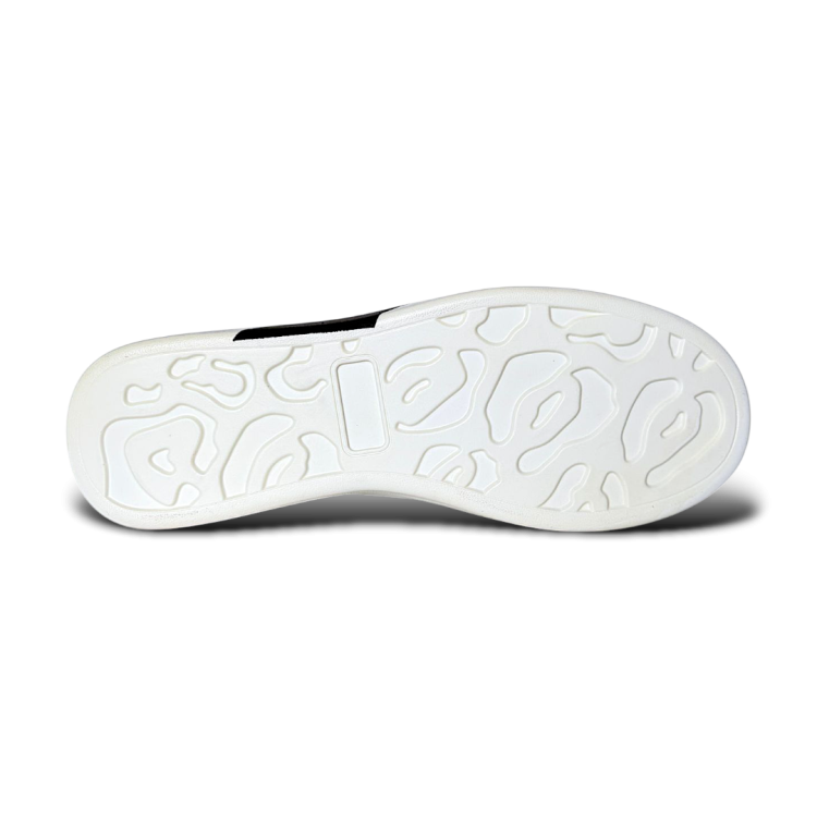 Sneakersy GUESS13-1 (6).png