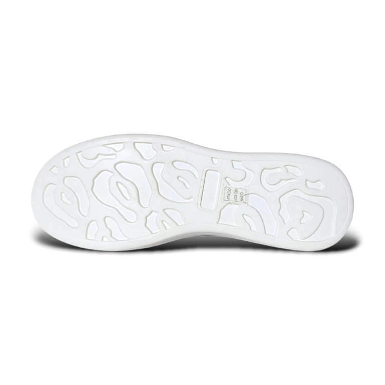 Sneakersy GUESS20-1-8 (9).png