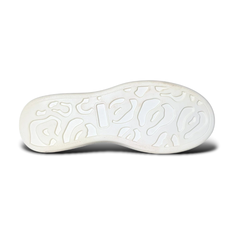 Sneakersy GUESS20-1-8 (5).png