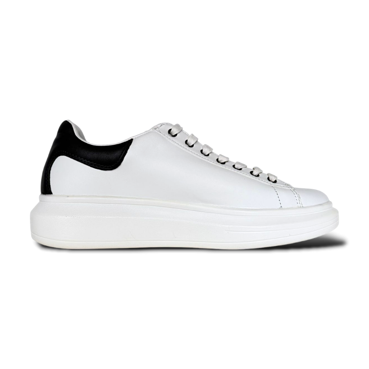 Sneakersy GUESS22-1-10 (2).png