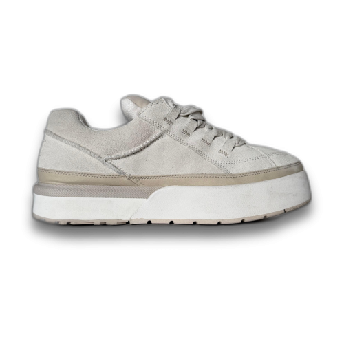 UGG_001.png